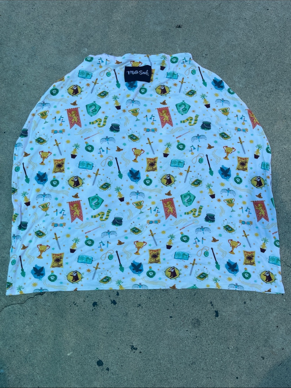 Milk Snob Harry Potter Nursing / Car Seat Cover Magical